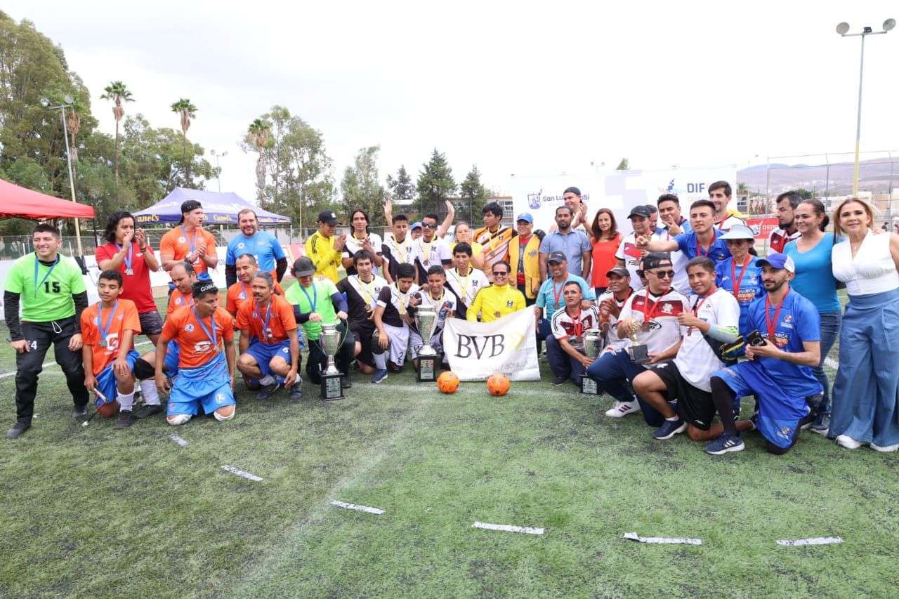 La selección Cundinamarca de fútbol sonoro quedó en el podio en torneo en México