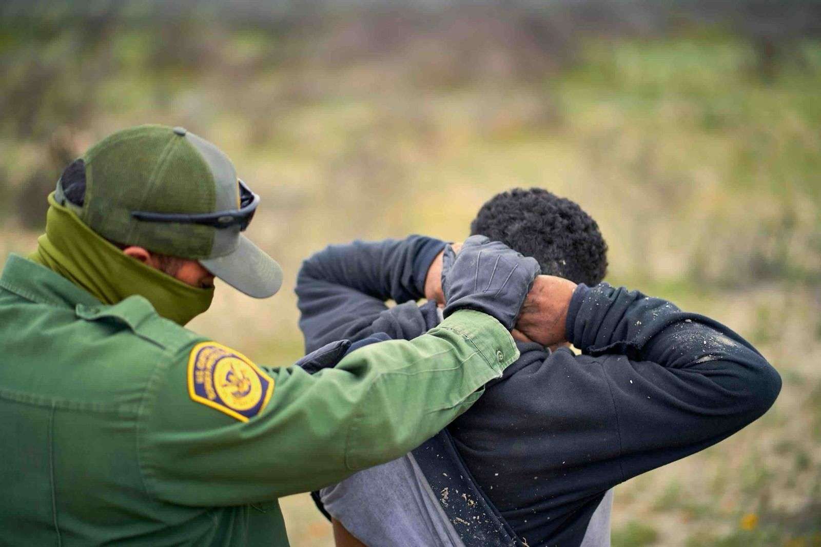 Flujo migratorio de colombianos hacia Estados Unidos se disparó: arrestos aumentaron en casi un 50%