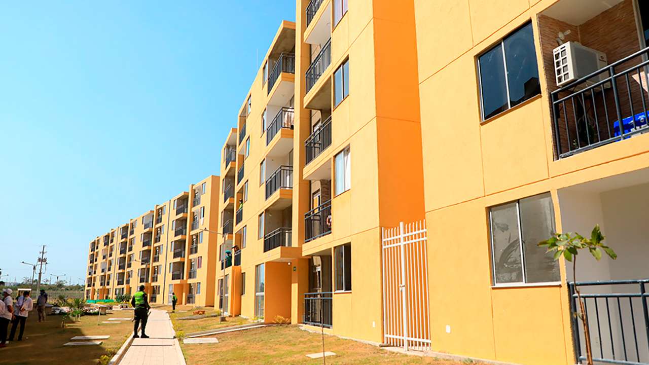 Crecimiento del sector de la construcción de viviendas en Colombia en el primer trimestre de 2024