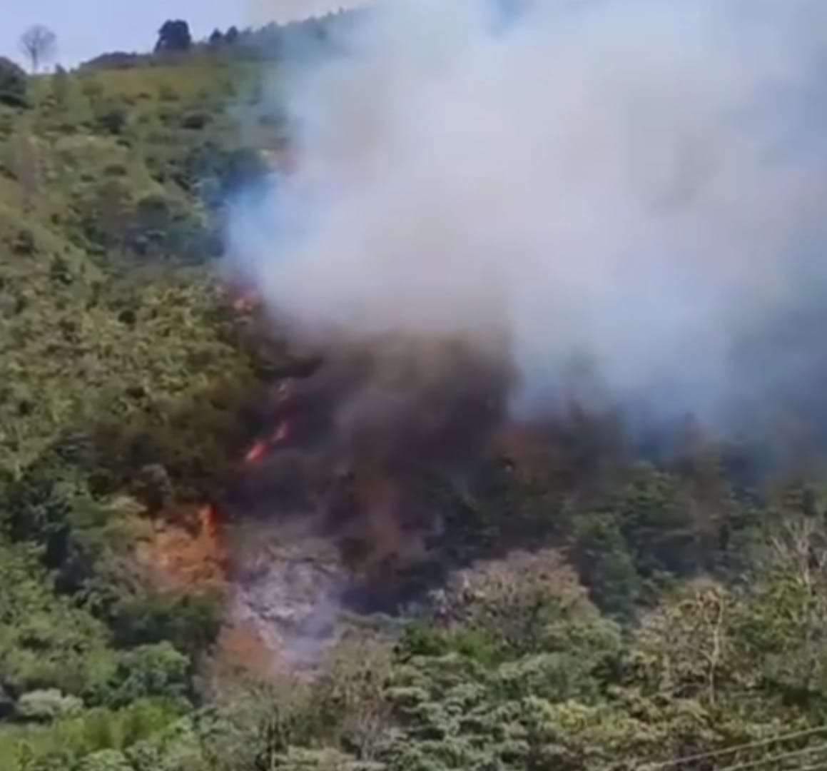 Incendio de gran magnitud en Villeta