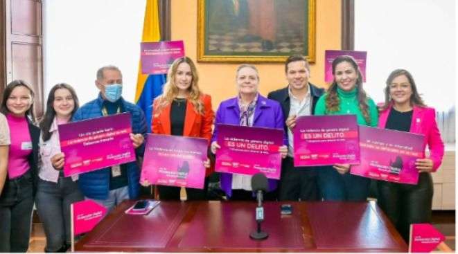 Nueva ley busca penalizar la difusión de imágenes íntimas sin consentimiento en internet