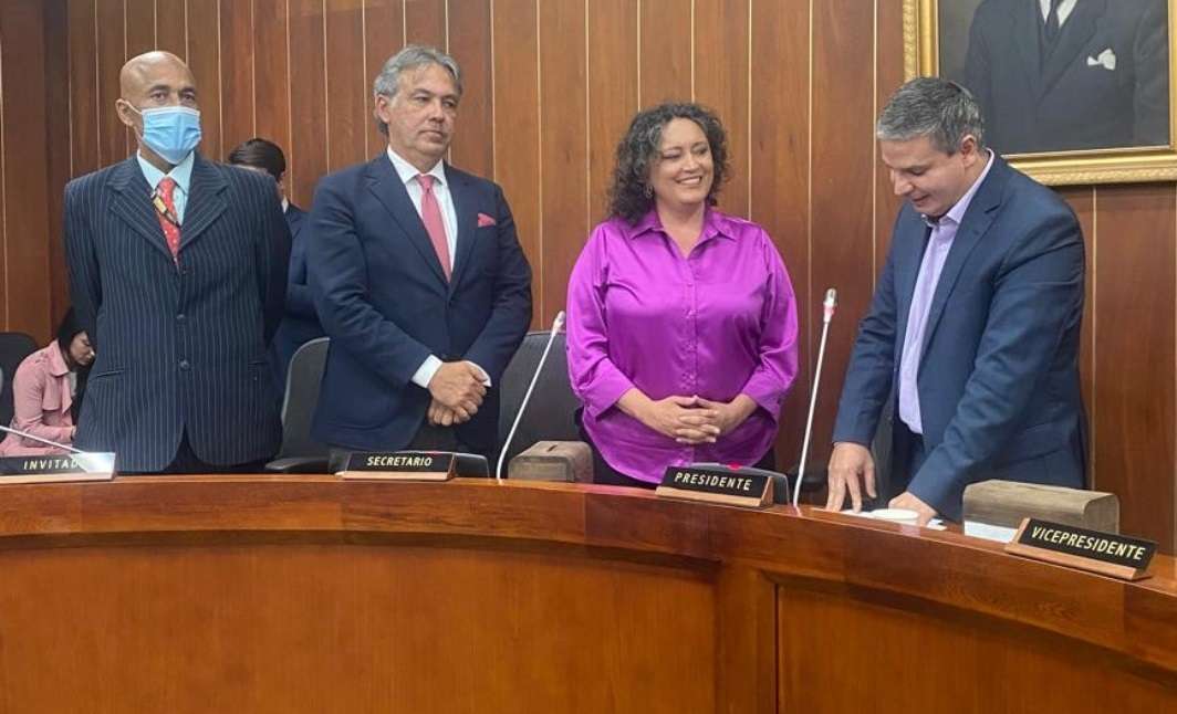 Senadora Angélica Lozano denuncia que más de la mitad del presupuesto de regalías está sin ejecutar