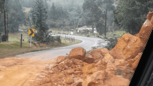 Deslizamiento de material en la vía Chiquinquirá – Ubaté