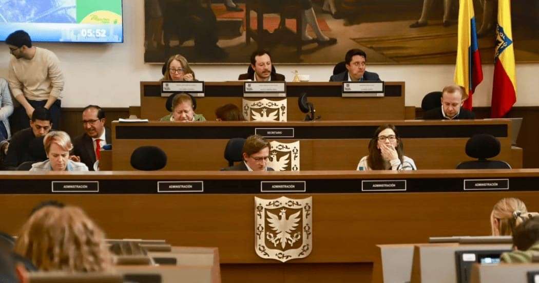 Concejo de Bogotá aprueba cupo de endeudamiento histórico de $13 billones para impulsar proyectos clave en la capital del país.