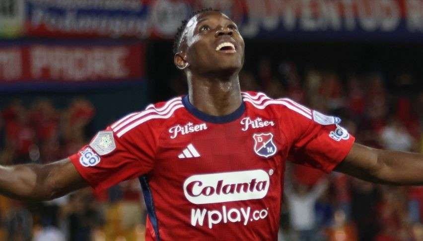 Medellín goleó 4-1 a Jaguares y sigue soñando con un lugar entre los ocho