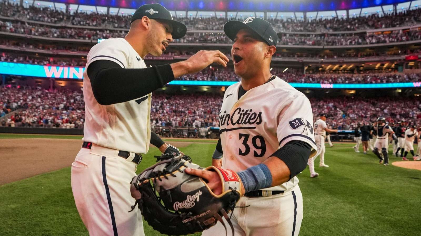 Donovan Solano será el único colombiano en la Serie Divisional de las Grandes Ligas