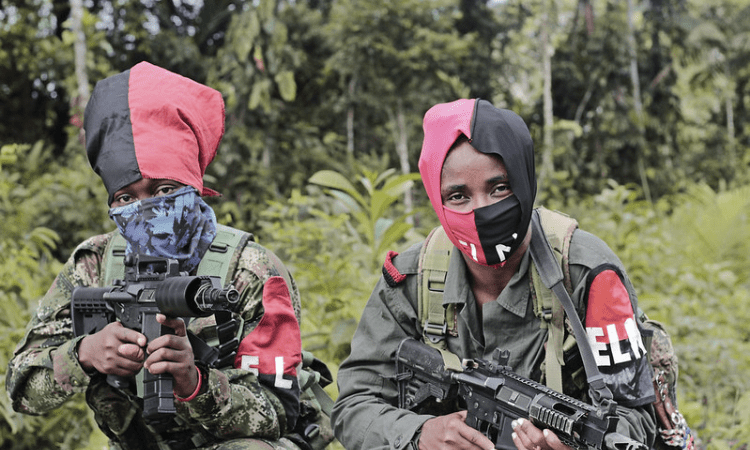 Gobierno y ELN suspenden ciclo de conversaciones debido a discrepancias en proceso de paz