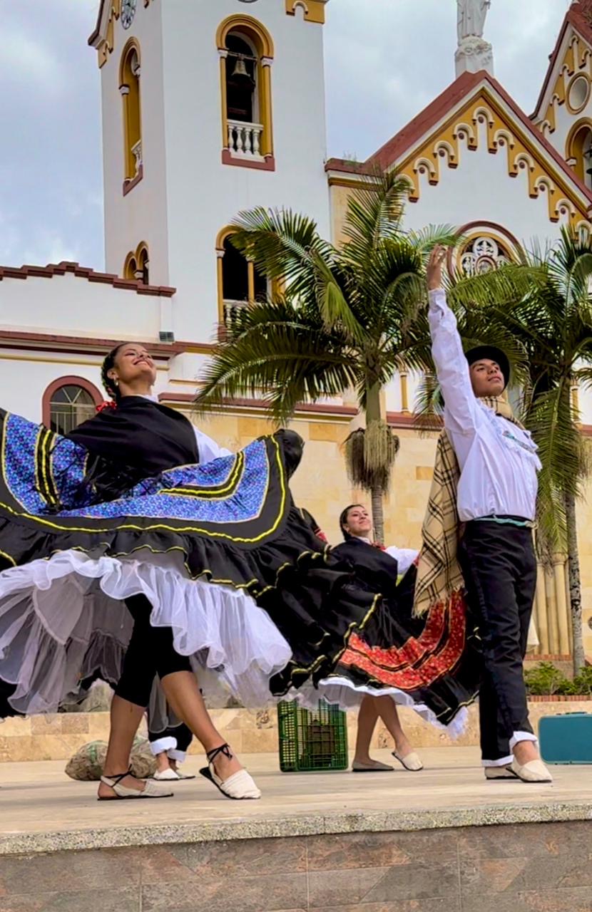 Gachetá exhibió su riqueza cultural en la primera edición de la Feria de Servicios del SENA