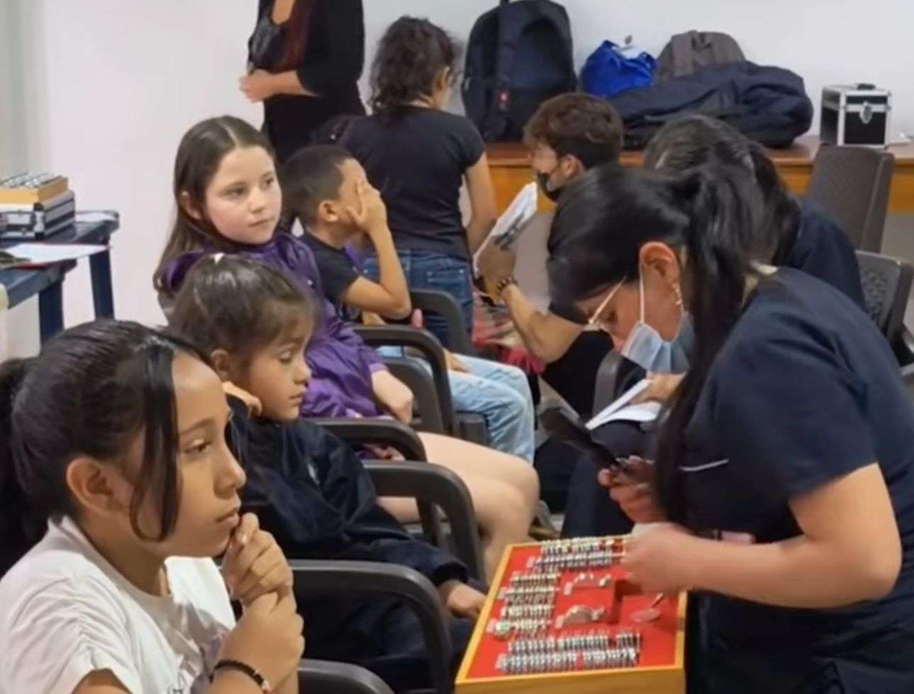 Jornada visual para la niñez en  Guayabetal