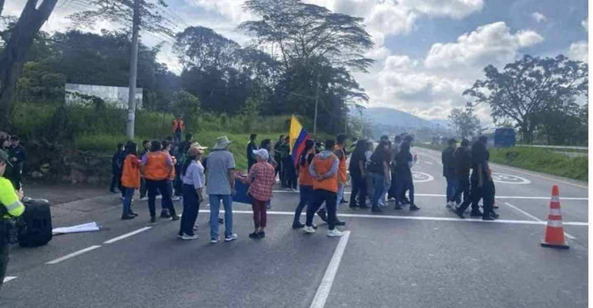 Concesión vía Sumapaz le respondió a la comunidad del SENA tras cierres viales en Fusagasugá