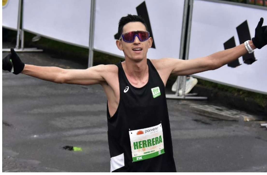 Nicolás Herrera, el mejor colombiano en la Media Maratón de Bogotá
