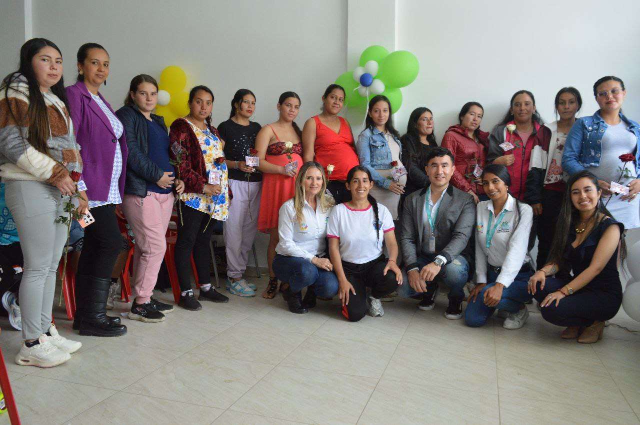 Alcaldía de Pasca promueve actividad de integración con madres cabeza de familia