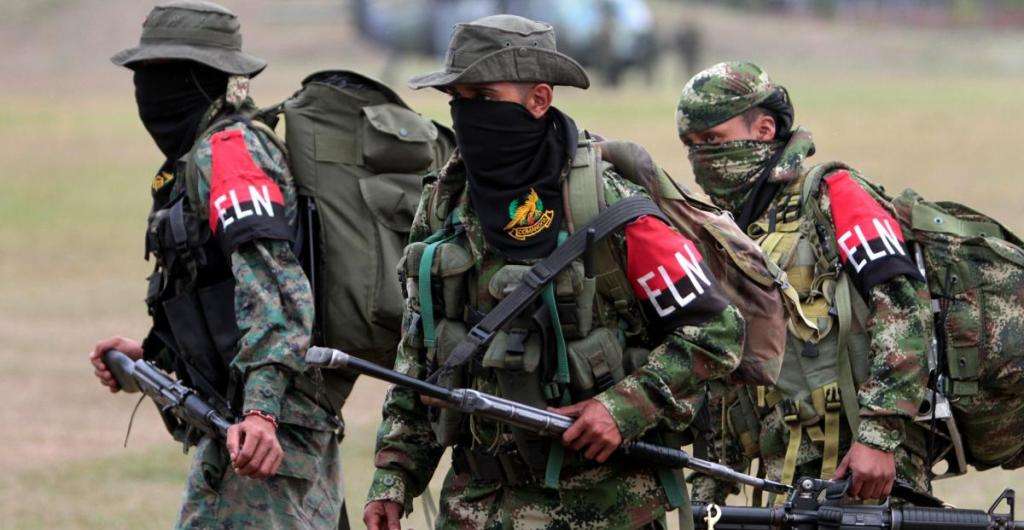 Gobierno y ELN firman primer punto del acuerdo de paz