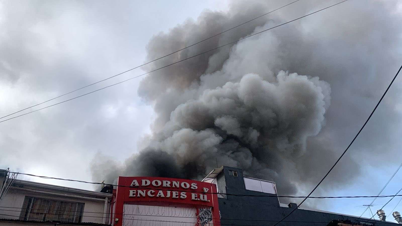Grave incendio en San Victorino