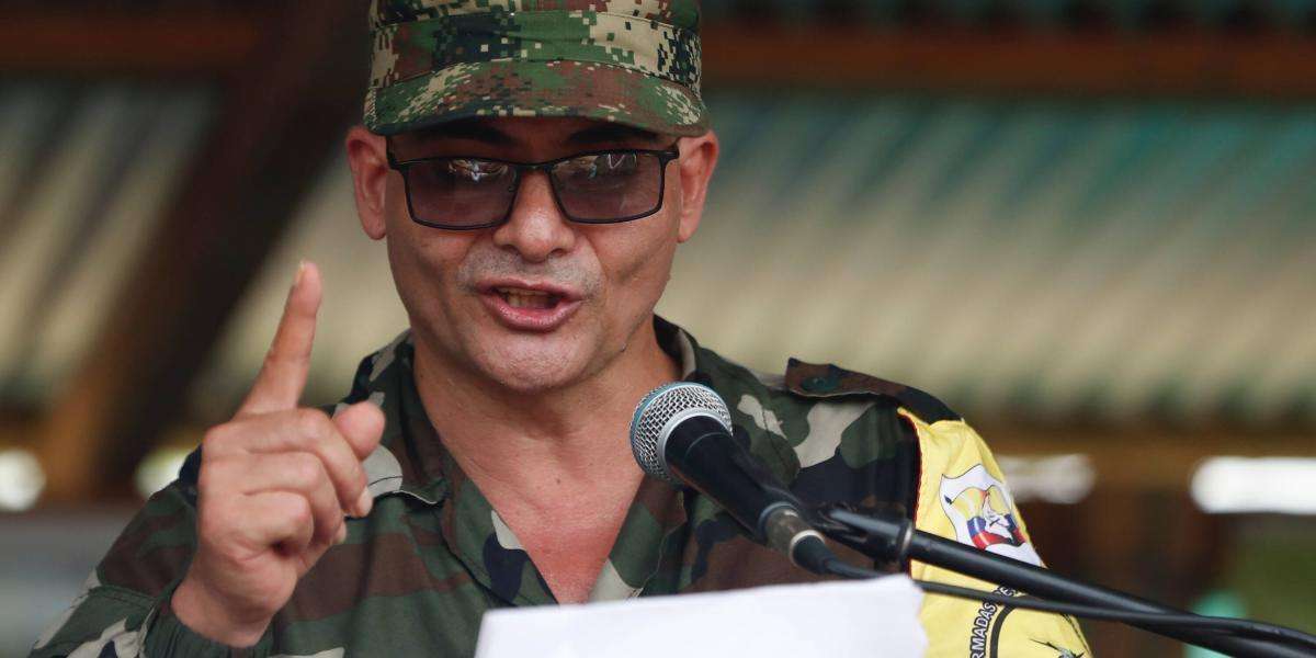 ‘Iván Mordisco’ insta al Gobierno a restablecer cese al fuego tras escalada terrorista en el Cauca