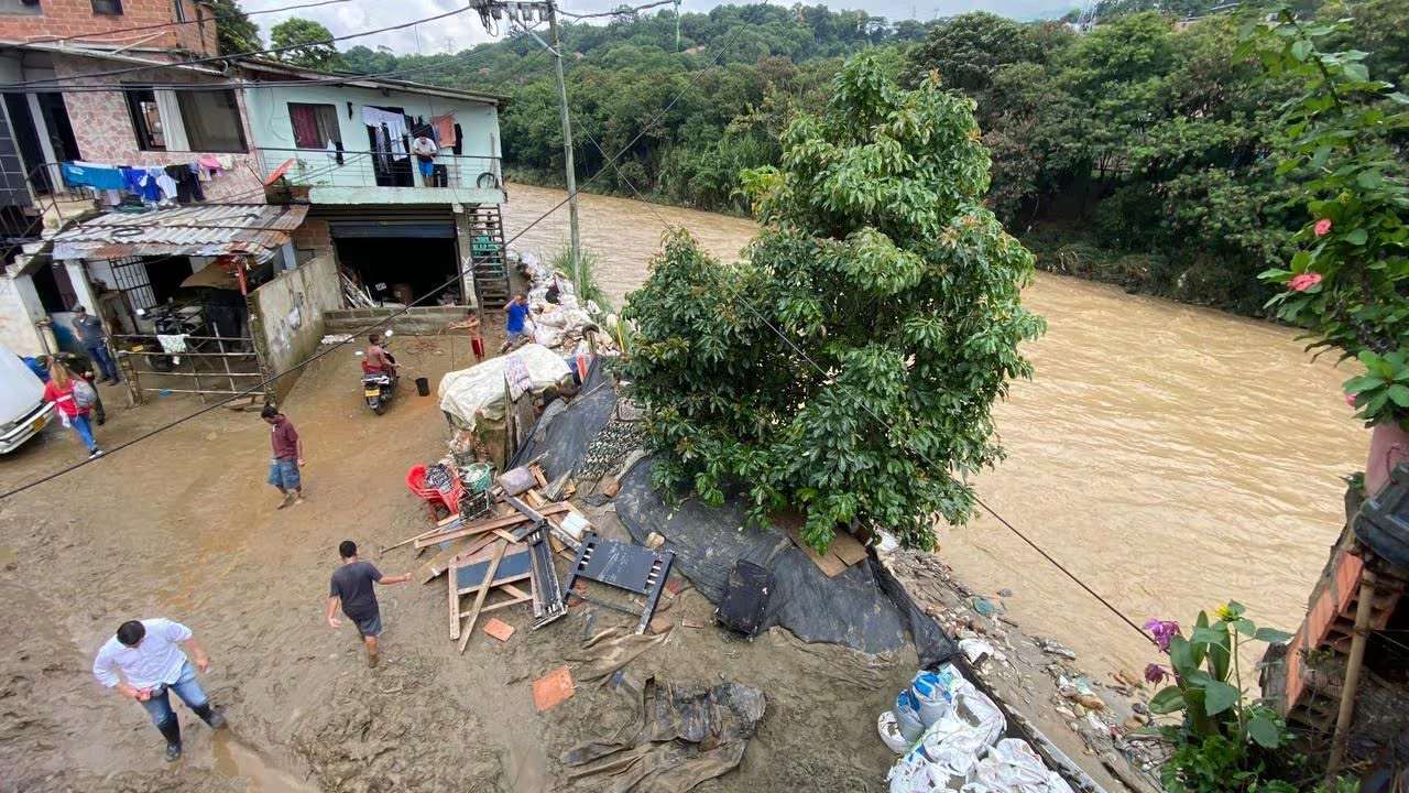 Emergencia en Antioquia: más de 100 viviendas en riesgo de colapsar por lluvias