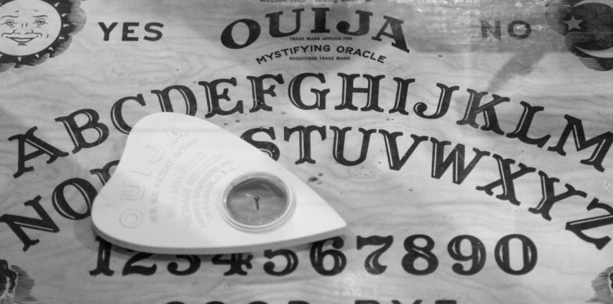 El nacimiento de la Ouija: una historia de misterio y respeto