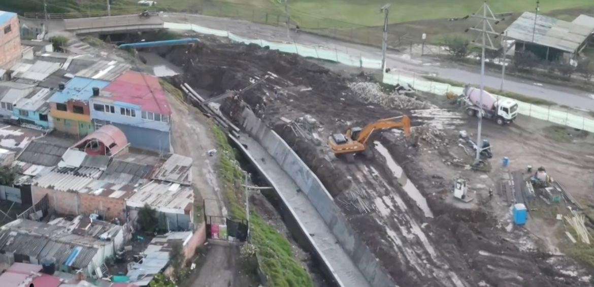 Tensión y confusión en encuentro sobre la transformación del río Soacha.