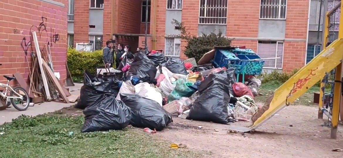 Voraz incendio consume vivienda en Soacha deja un hombre herido y daños materiales