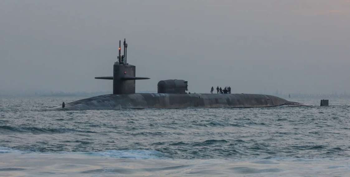 Estados Unidos envía submarino a Medio Oriente