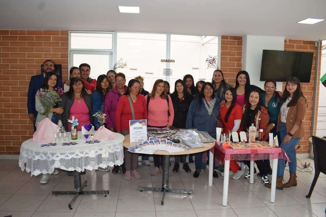 Tausa rinde homenaje a las cuidadoras de personas con discapacidad