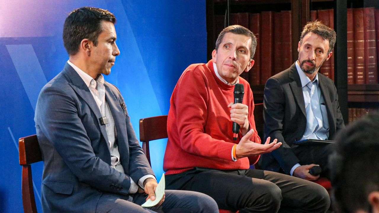 Alcalde de Chía propone autonomía municipal en la Región Metropolitana