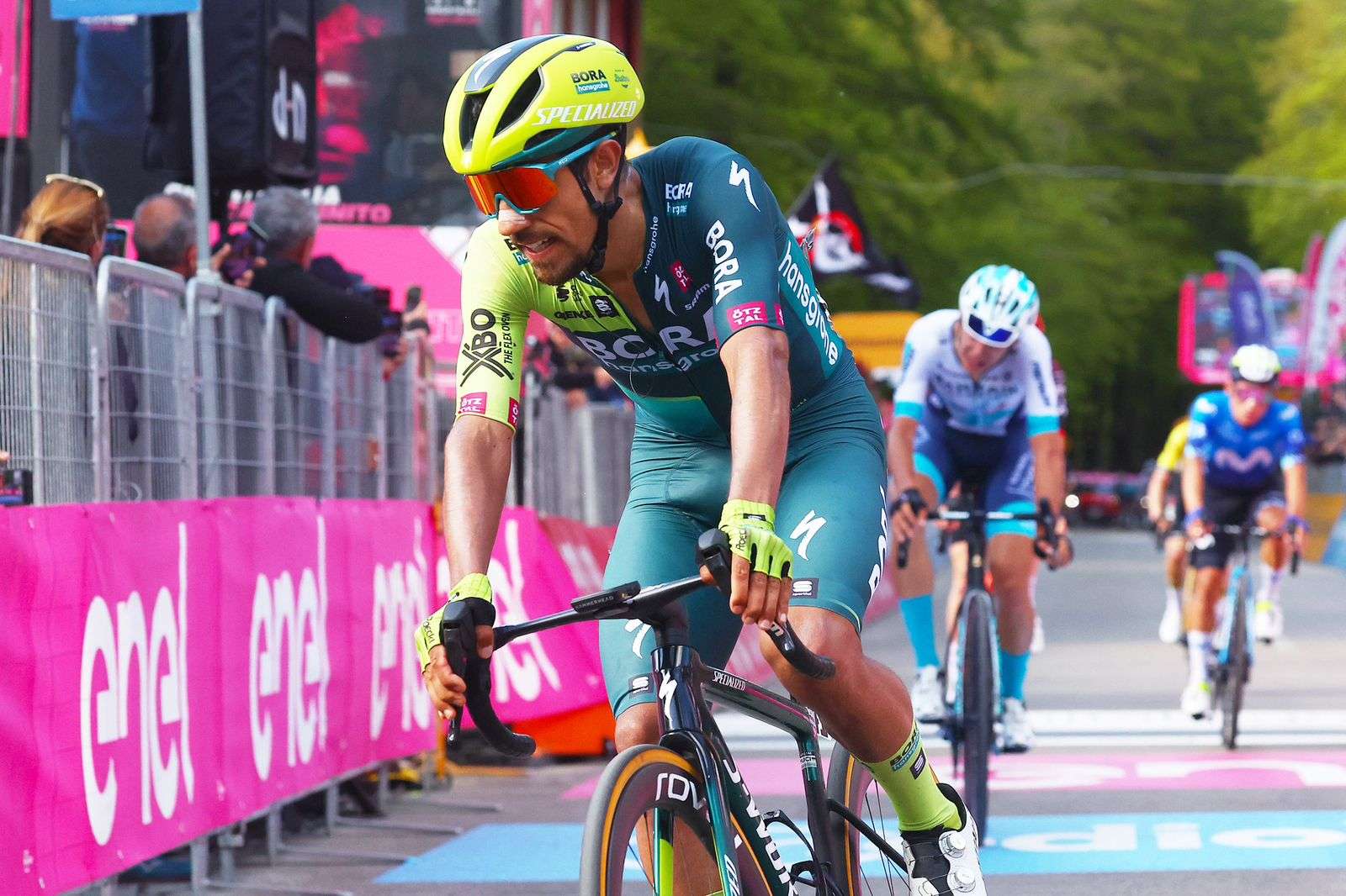 Daniel Martínez defendió el segundo puesto del Giro de Italia en la décima etapa