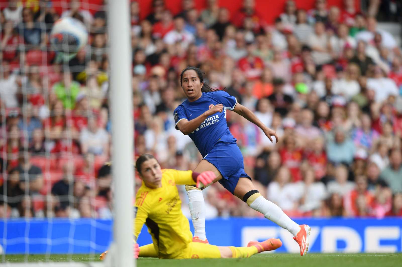 Mayra Ramírez fue figura del título del Chelsea en la Liga de Inglaterra Femenina