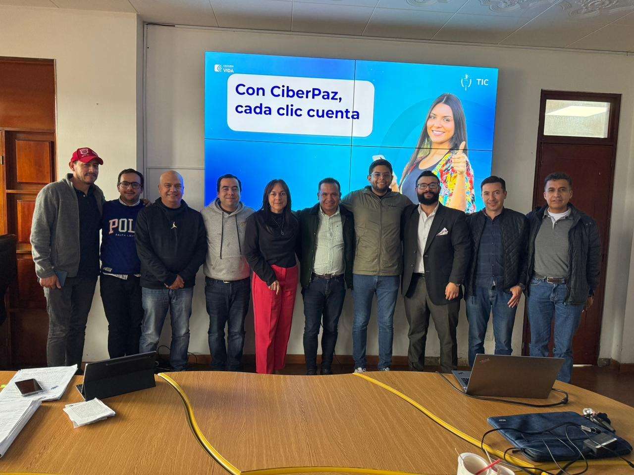 Alcalde Casas impulsa programa “CIBER PAZ” para promover habilidades digitales en Facatativá