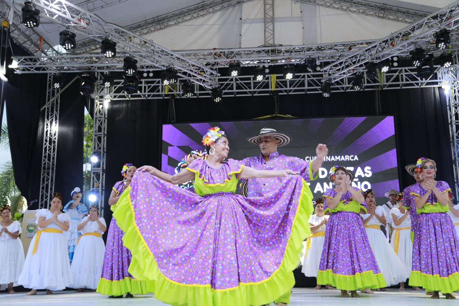 La Ruta M avanza en Anapoima, empoderando a las mujeres del municipio