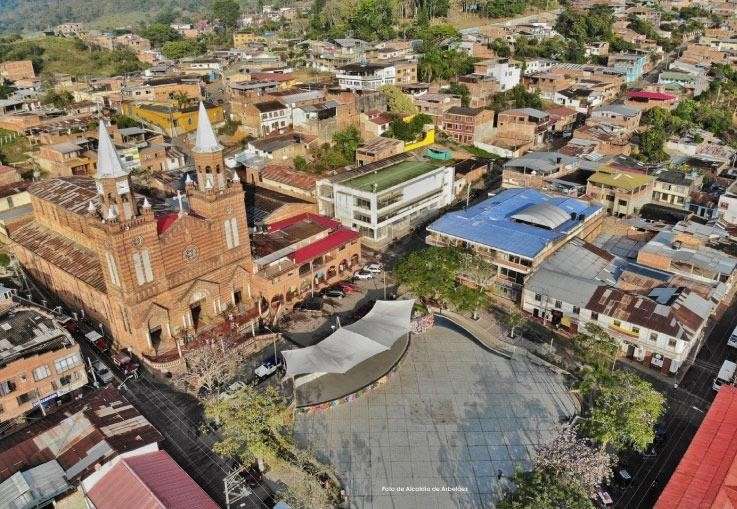 Procuraduría formuló cargos contra ex alcaldesa de Arbeláez por sobre costos en mejoras del parque municipal