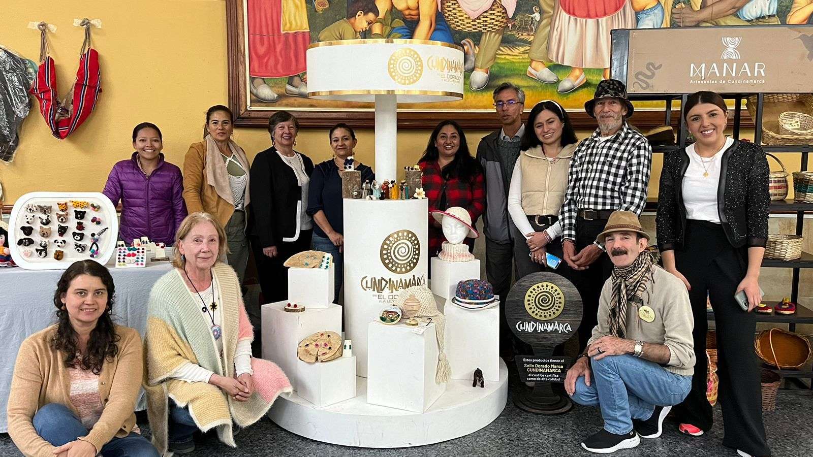 Artesanos se toman la Gobernación de Cundinamarca