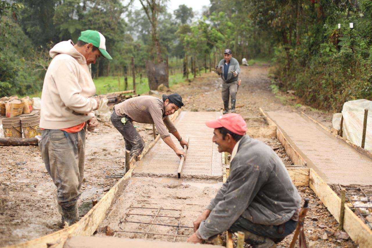 Continúan los convenios solidarios en el departamento de Cundinamarca”, asegura gerente del IDACO