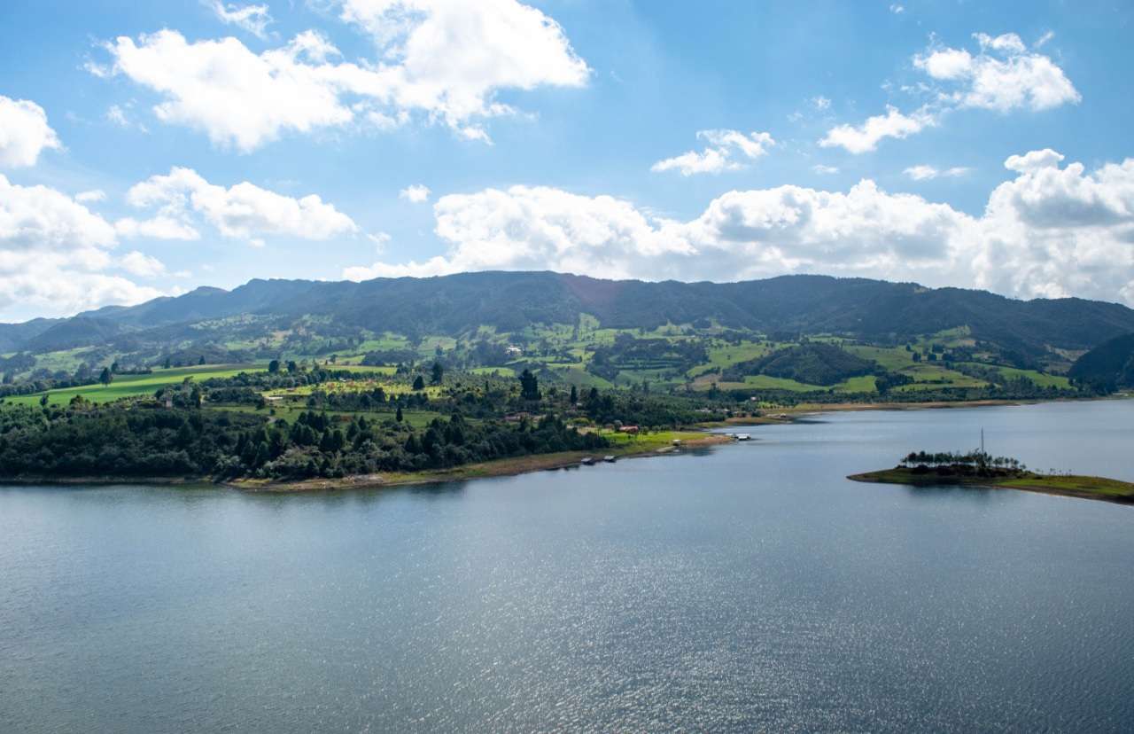 La CAR se suma al llamado de autoridades para ahorrar agua ante descenso en embalses