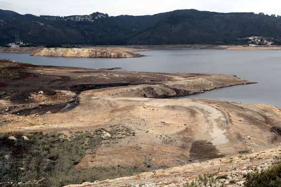 Alerta por descenso en embalses de Bogotá mientras baja el ahorro de agua
