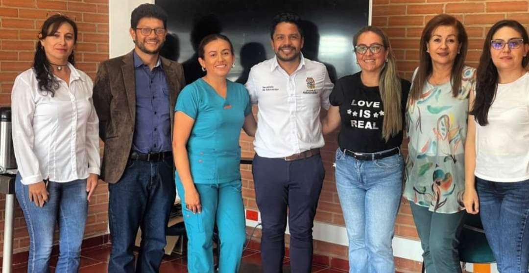 Elegidos representantes de los centros educativos en la junta defensora de animales de Fusagasugá