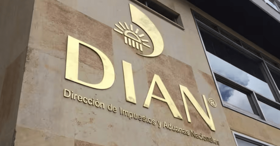 Continúan fallas en página web de la DIAN