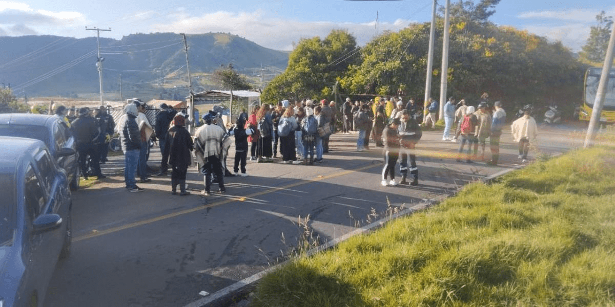 Bloqueo en el relleno sanitario Doña Juana