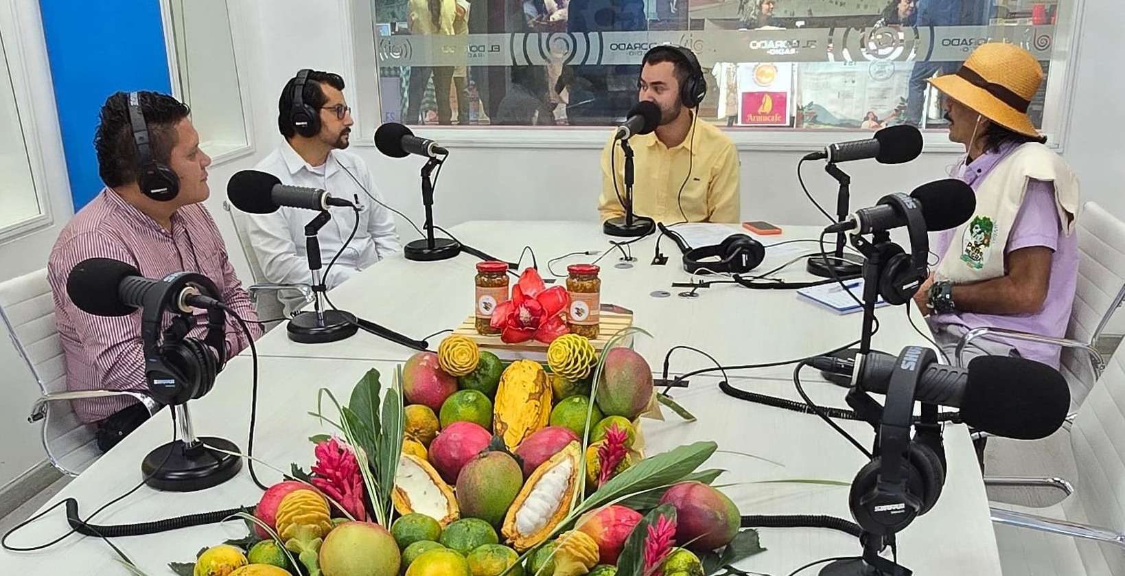 La tierra de ensueño, de luz y de amores, se tomó los micrófonos de El Dorado Radio.