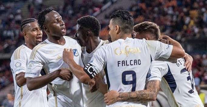 Falcao García se estrenó con Millonarios, pero el héroe fue Santiago Giordana