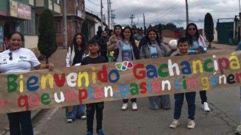 Tercer lugar del equipo femenino de futsal de Gachancipá en “Que Un Plan: Pasión Sin Género”