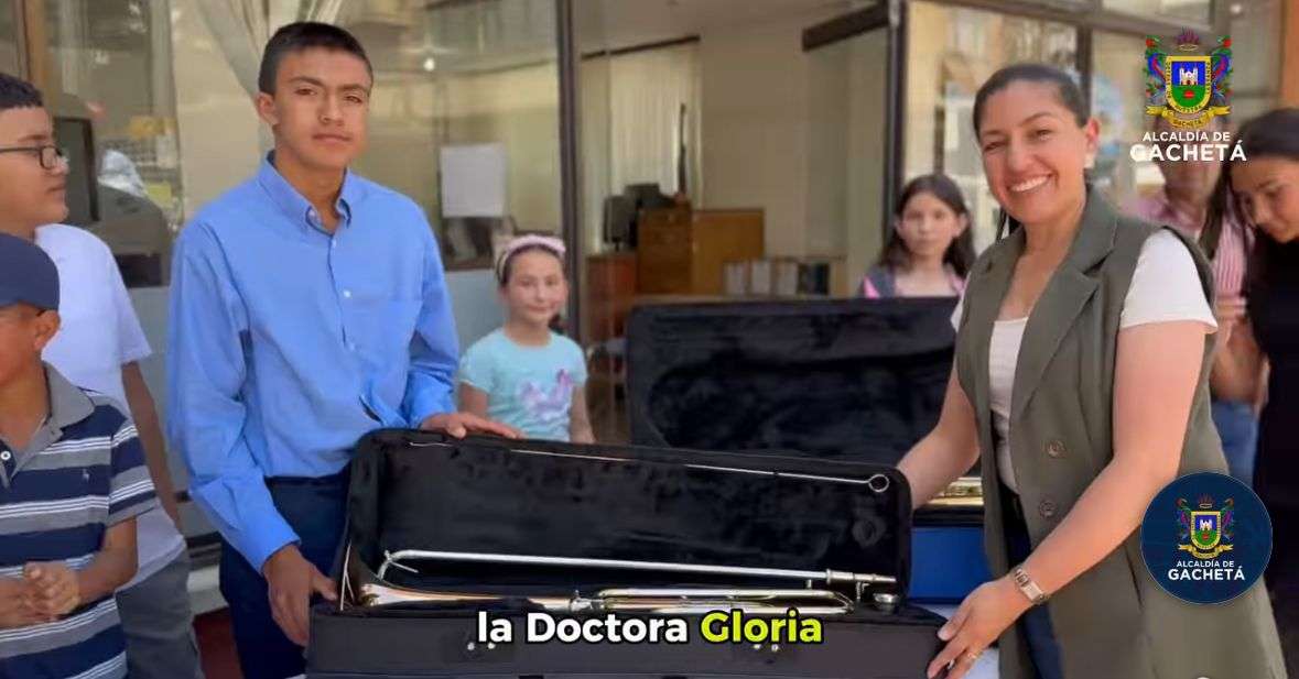 La Alcaldía de Gachetá entrega instrumentos a la Sinfónica