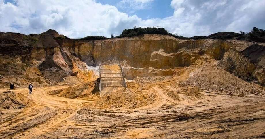 Cantera ilegal en Lenguazaque destruye medio kilómetro de bosque nativo