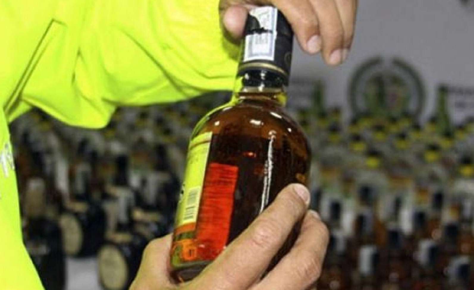 Duro golpe al licor adulterado en Bogotá