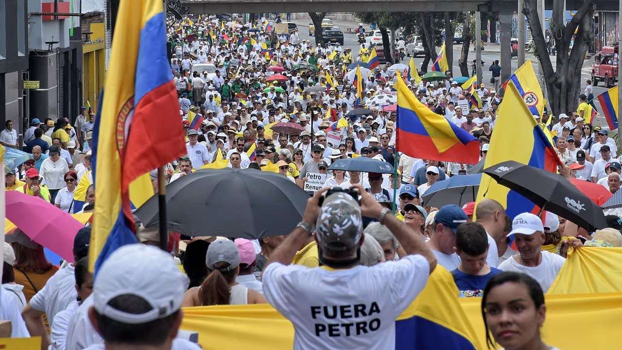 Convocatoria para marchas del 1 de mayo en Colombia: puntos de encuentro y horarios