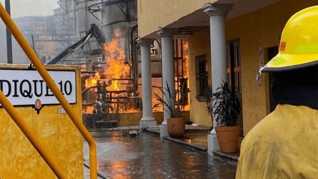 Explosión en planta de José Cuervo deja seis muertos