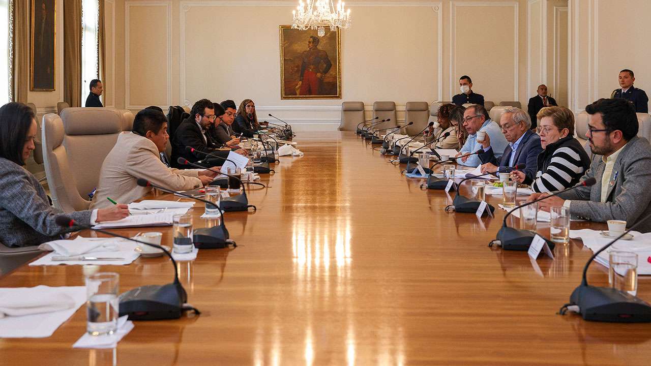 Reunión en Casa de Nariño evalúa avances del nuevo modelo de salud del Magisterio