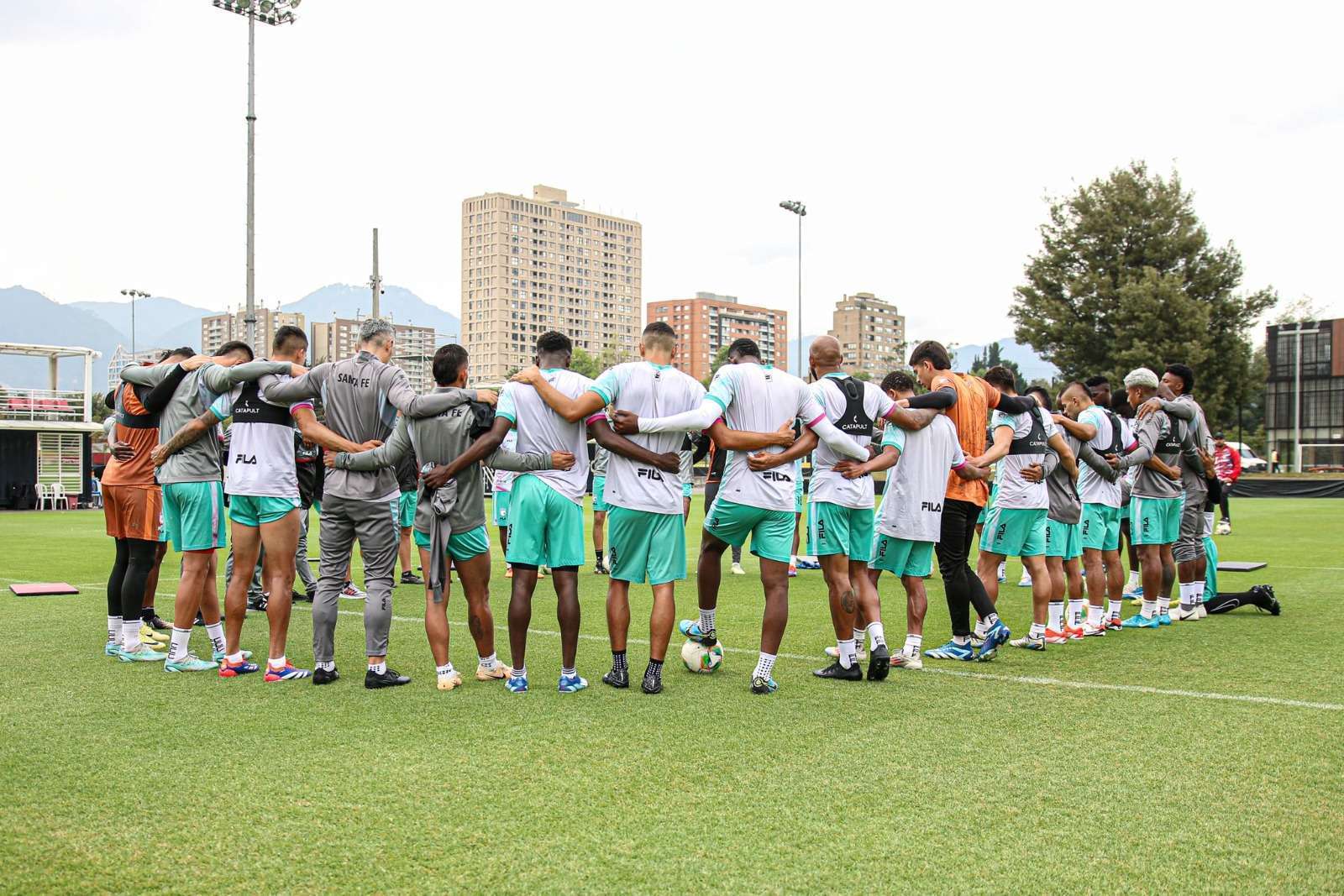 Santa Fe desaprovechó una gran oportunidad de ascender en la tabla