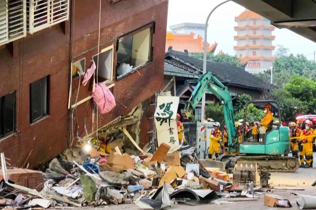 Tragedia en Taiwán: terremoto de magnitud 7.4 deja al menos 9 muertos y 800 heridos