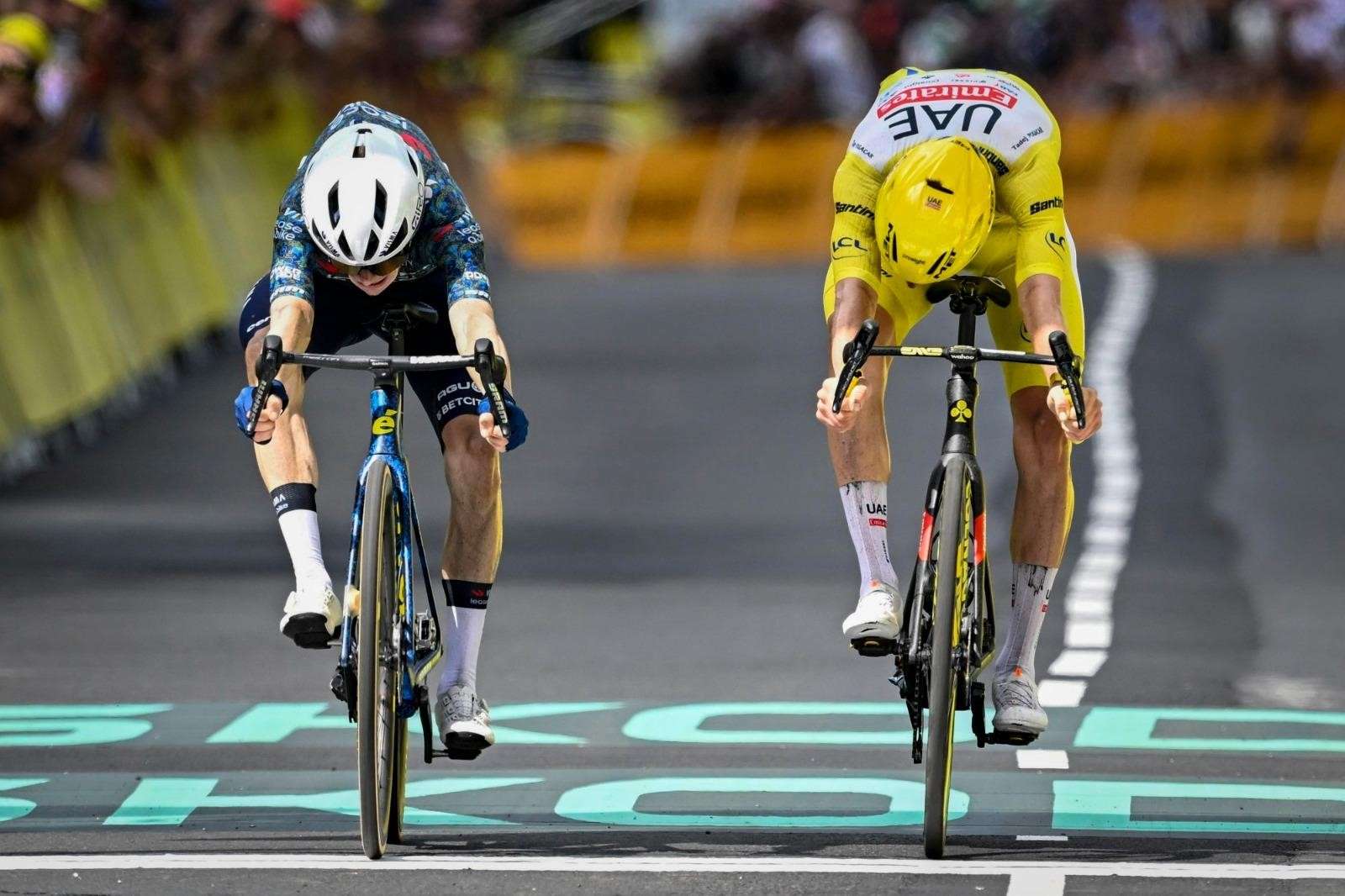 Jonas Vingegaard sorprende y gana la etapa 11 del Tour